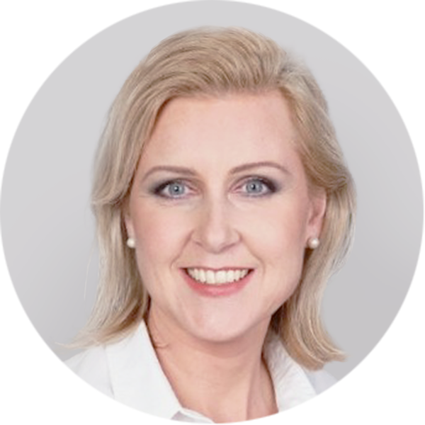 Portraitbild Franziska Stadelmann von Plat4mation