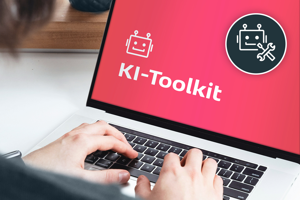 Blick über die Schulter einer Person auf einen Laptop, der Bildschirm zeigt ein KI Toolkit und Icons mit Robotergesichtern